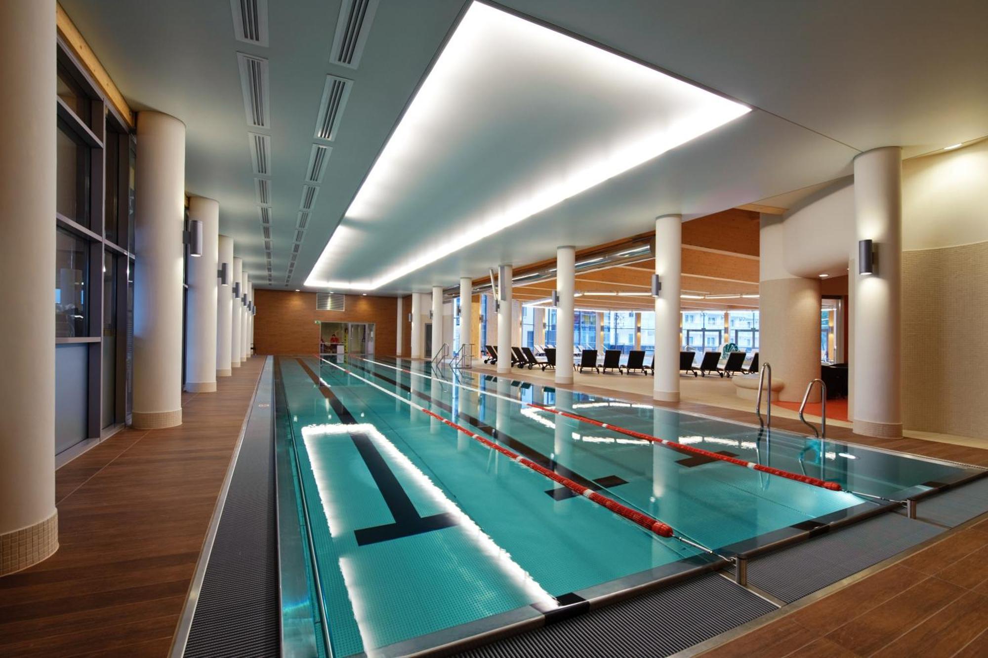Hotel Aquarius Spa Kołobrzeg Exterior foto The swimming pool at the InterContinental